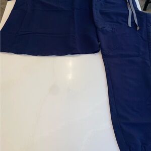 FIGS Navy Blue Women's Scrub Set
